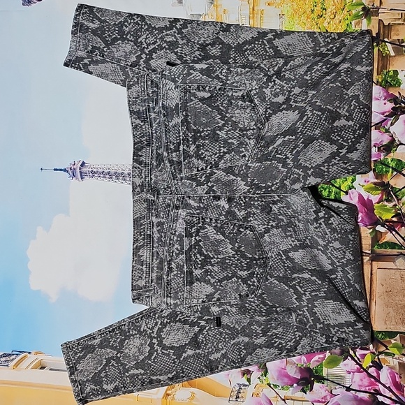 Wit & Wisdom Animal Print Jeans Size 8‎ - Picture 6 of 6